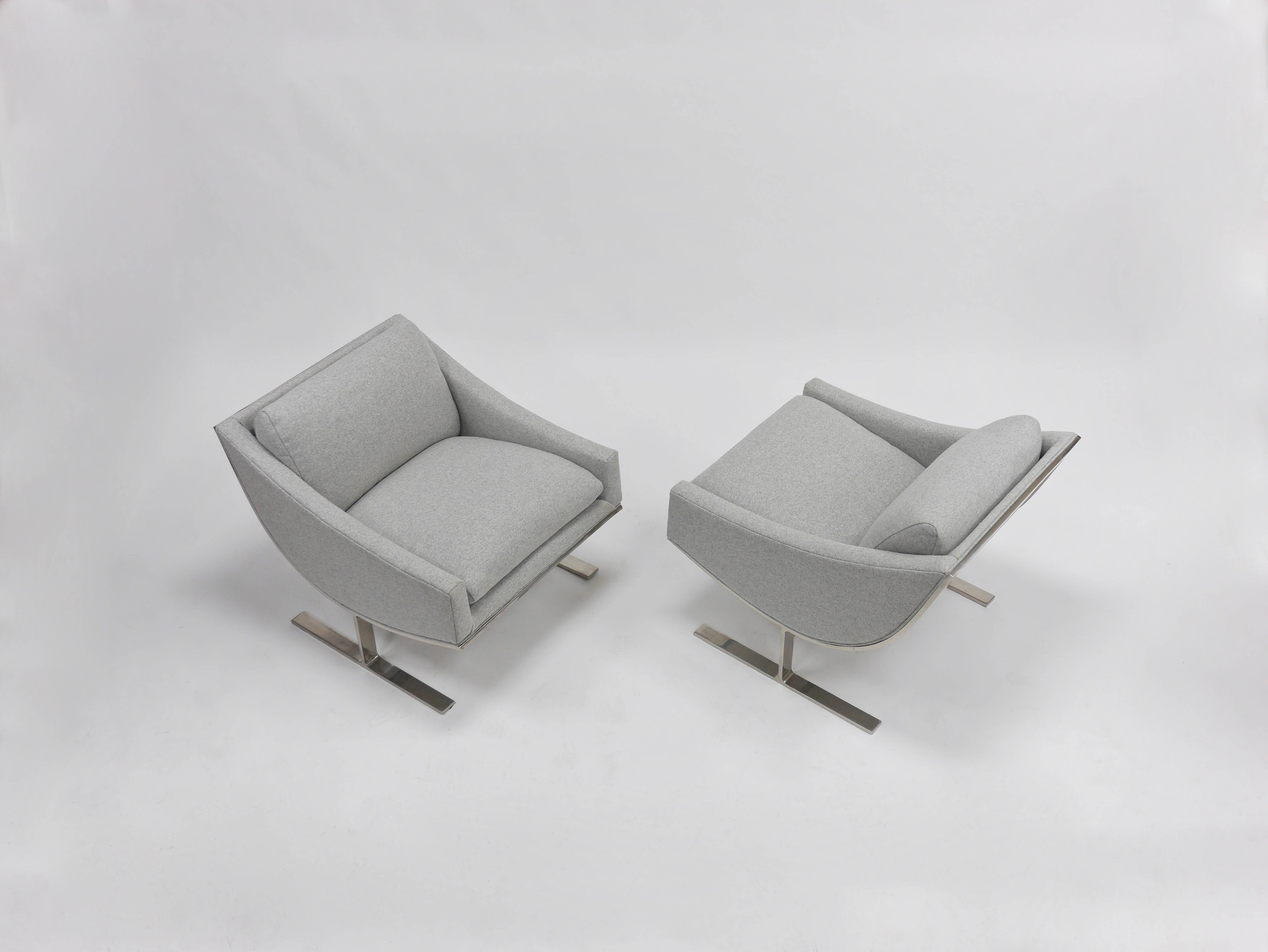 Pair of Kipp Stewart Arc Lounge Chairs 1