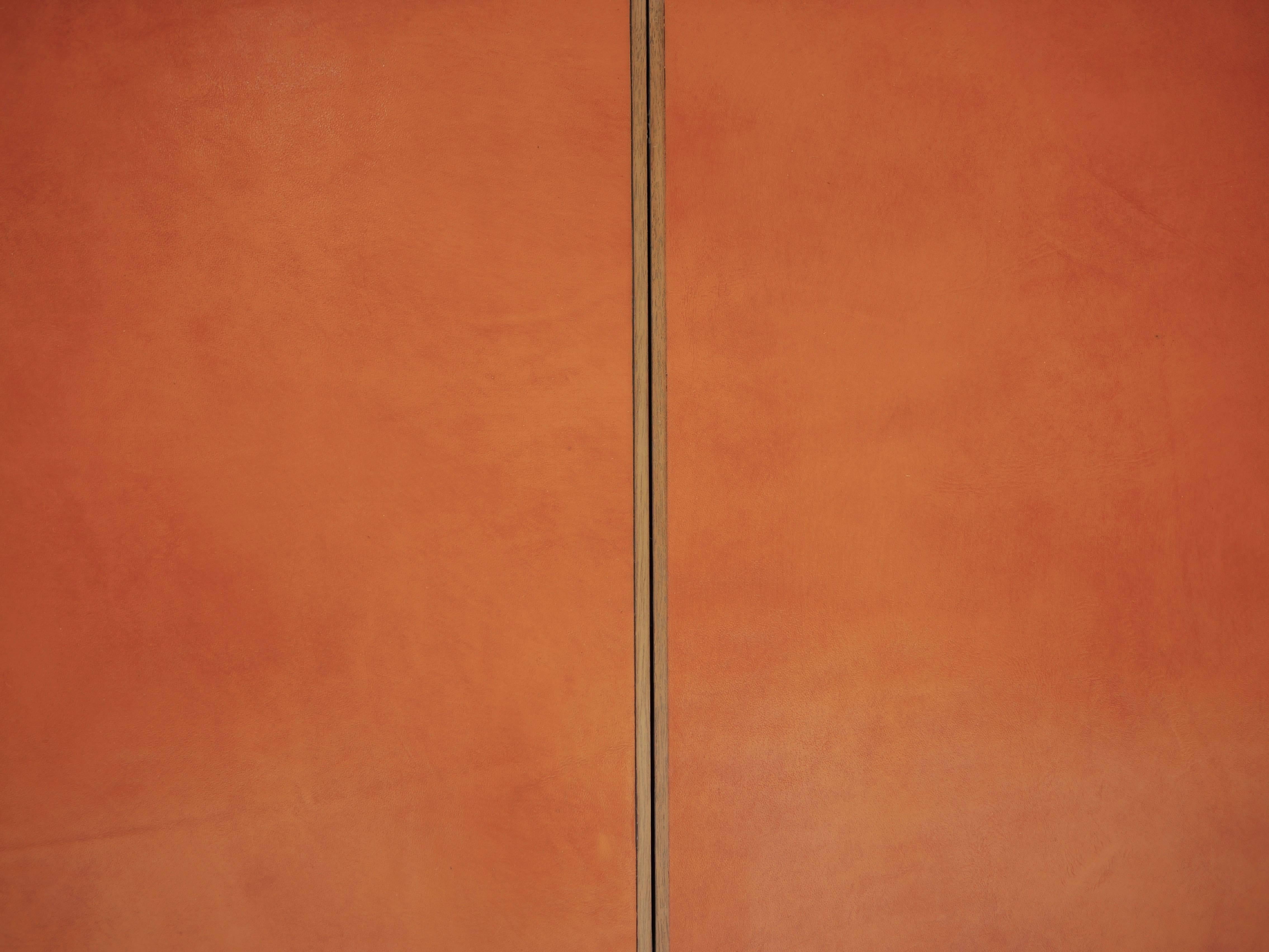 Credenza in Orange Leather and Mahogany by Paul McCobb for Calvin For Sale 5