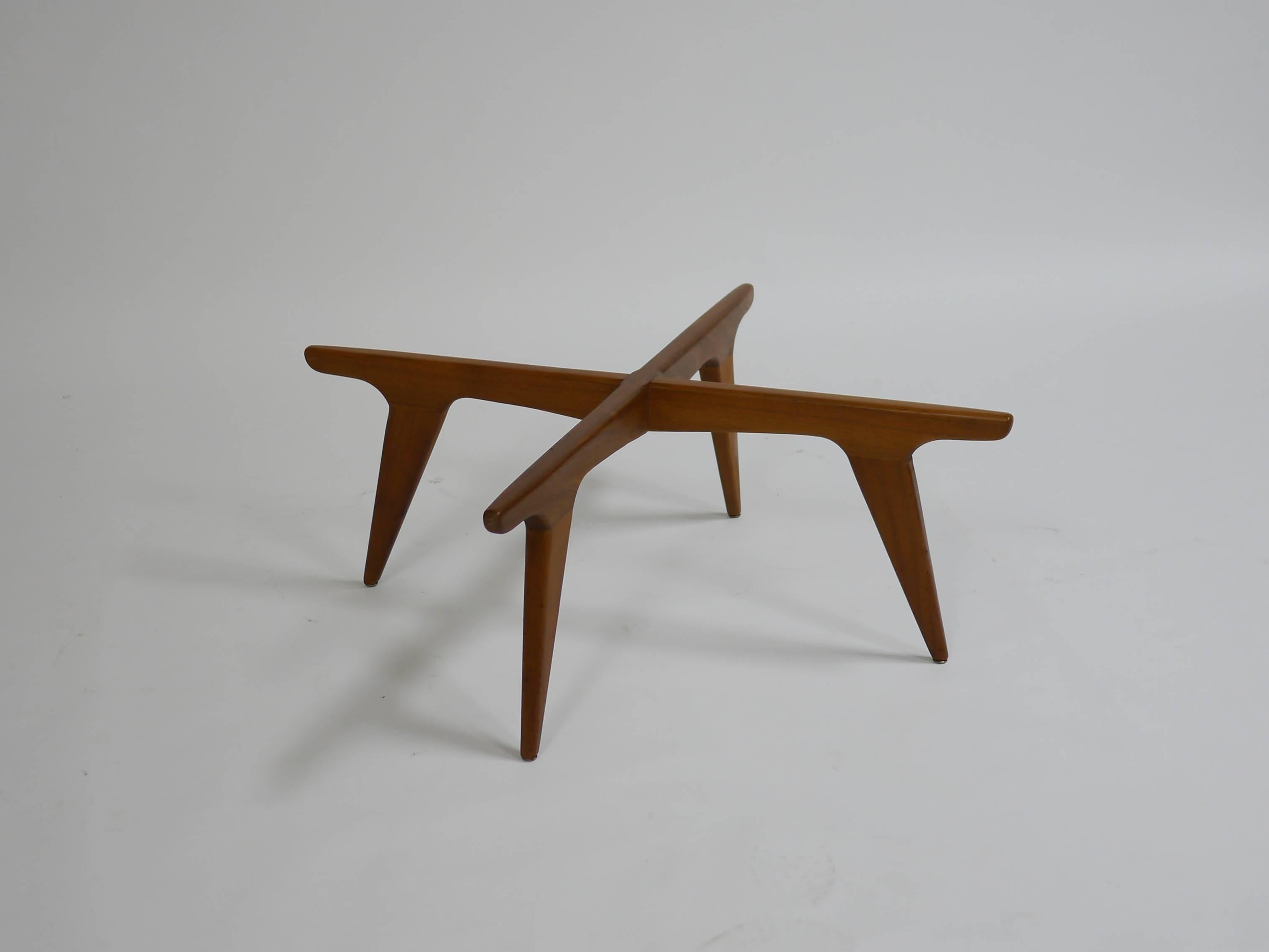 Coffee Table in the Manner of Gio Ponti In Excellent Condition In Hadley, MA