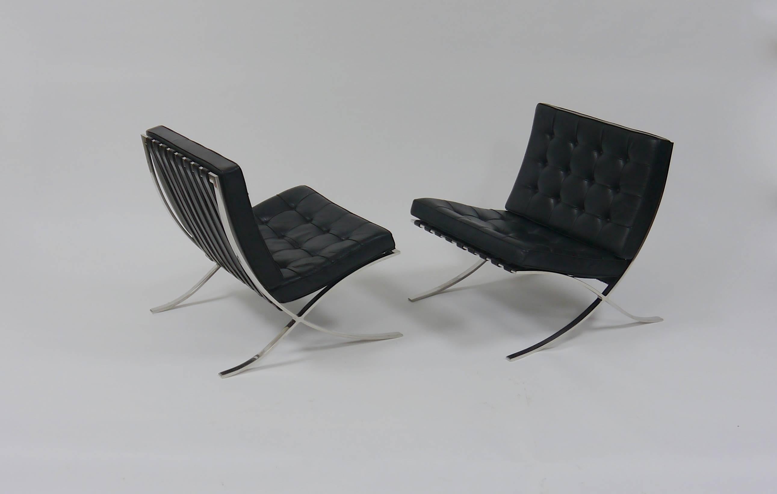 Mid-Century Modern Exceptional Pair of Barcelona Chairs by Mies Van Der Rohe for Knoll For Sale