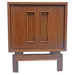 Vintage Mid Century Modern Night Stand or End Table in Danish Style