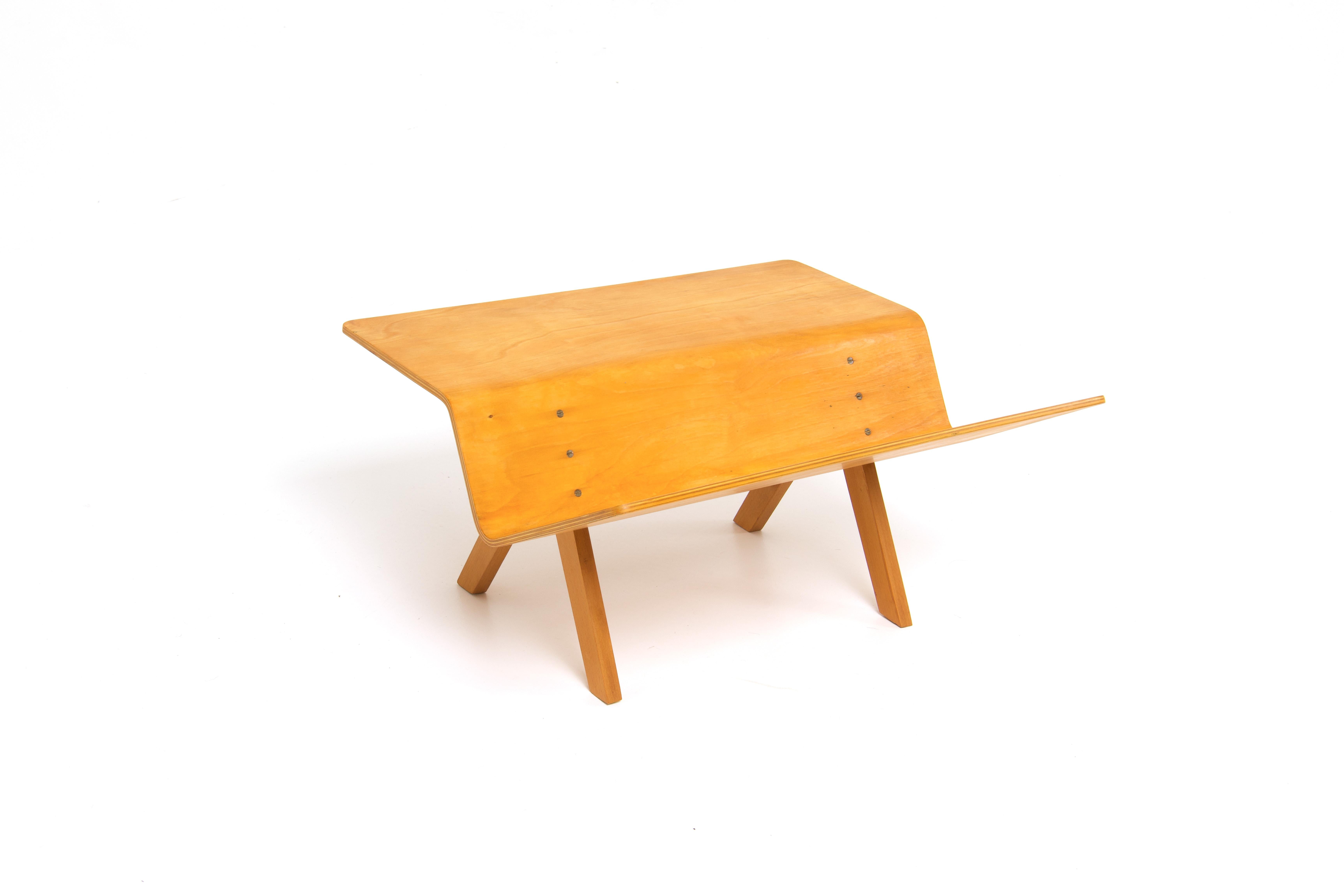Modernist Side Table - Hein Stolle For Sale 4
