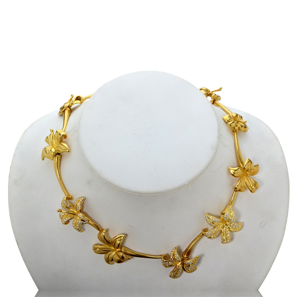 Contemporary Angela Cummings  Diamond Gold Blossom Necklace