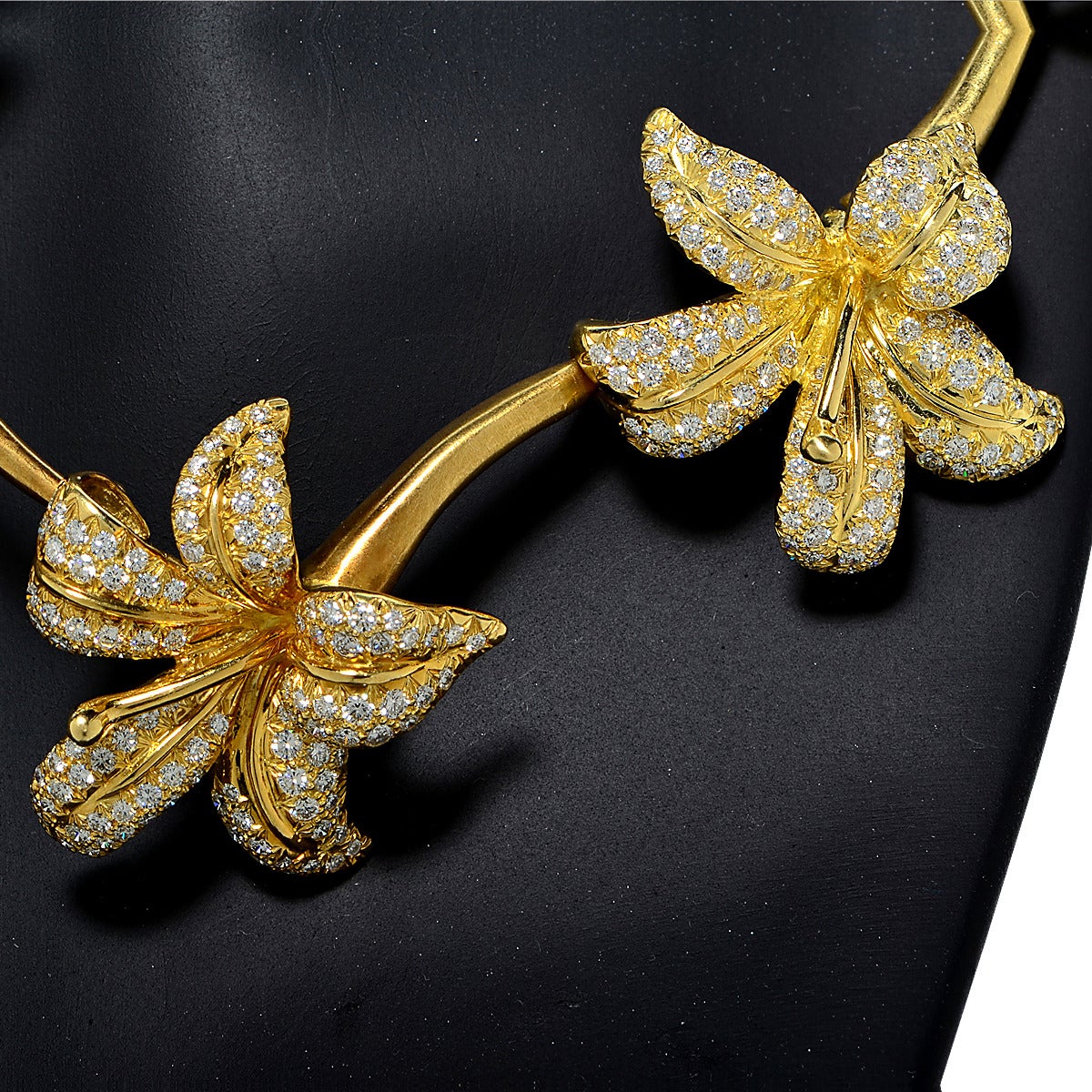 Women's Angela Cummings  Diamond Gold Blossom Necklace