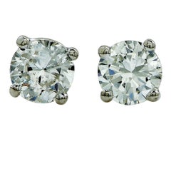 1.44 Carats Diamonds Gold Stud Earrings