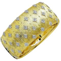 3.50 Carats Diamonds Two Color Gold Bangle Bracelet