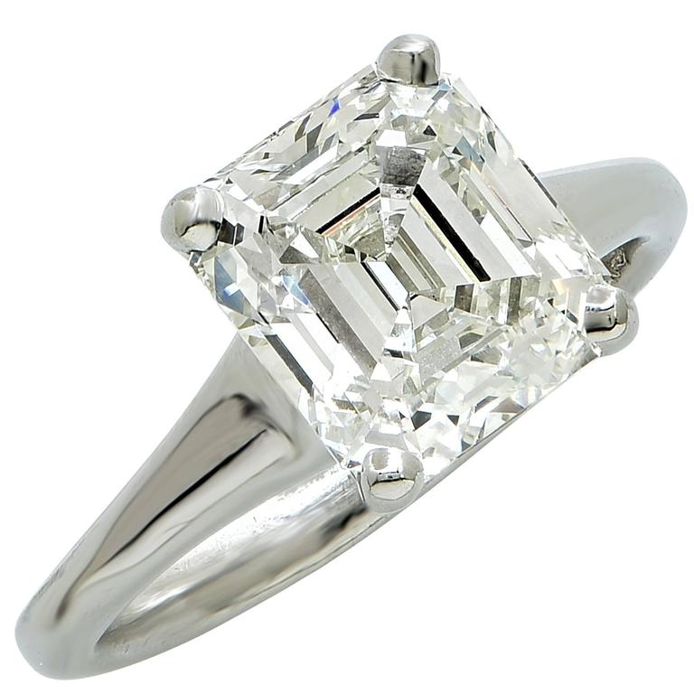 3.14 Carat GIA Graded Diamond Platinum solitaire Engagement Ring at
