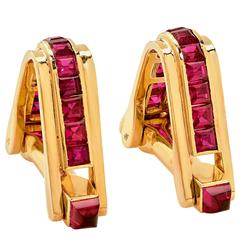 Vintage Men's  Manmade Ruby Gold Cuff Links