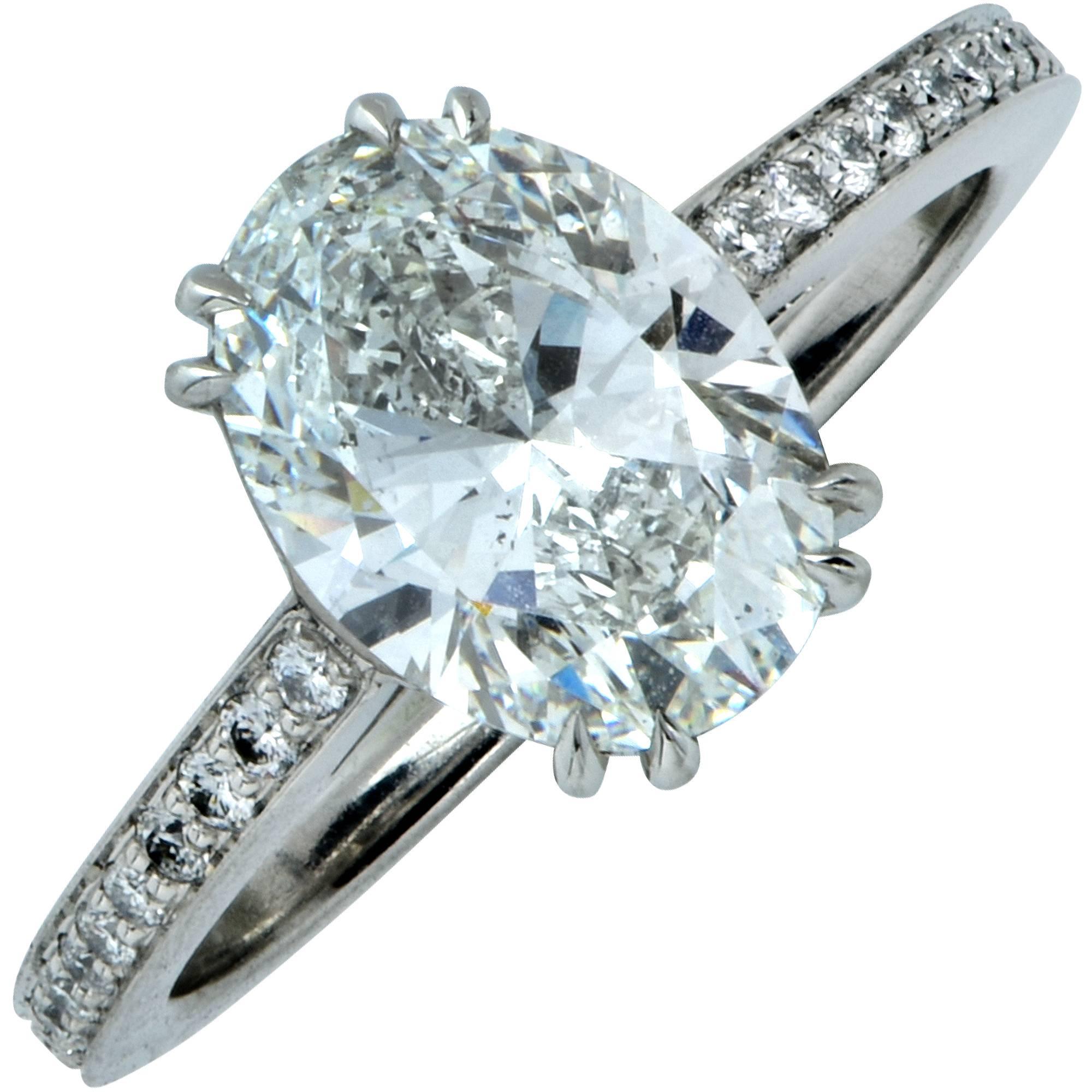 Vivid Diamonds GIA Graded 2.00 Carat F/SI1 Oval Cut Diamond Engagement Ring