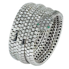 Diamond and Emerald 18 Karat White Gold Snake Bangle