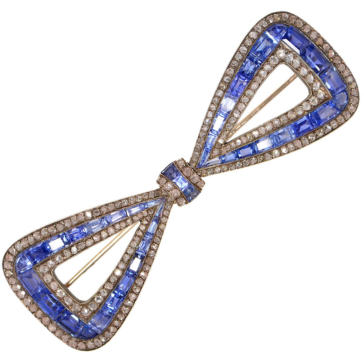 Victorian Delightful Antique 30 Carats Sapphires Diamond silver gold Bow Pin