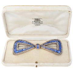 Delightful Antique 30 Carats Sapphires Diamond silver gold Bow Pin