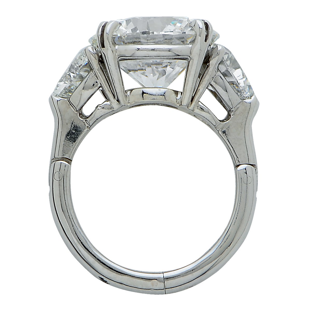 Gorgeous 6.62 Carat GIA Cert H SI1 Diamond Platinum Ring In New Condition In Miami, FL