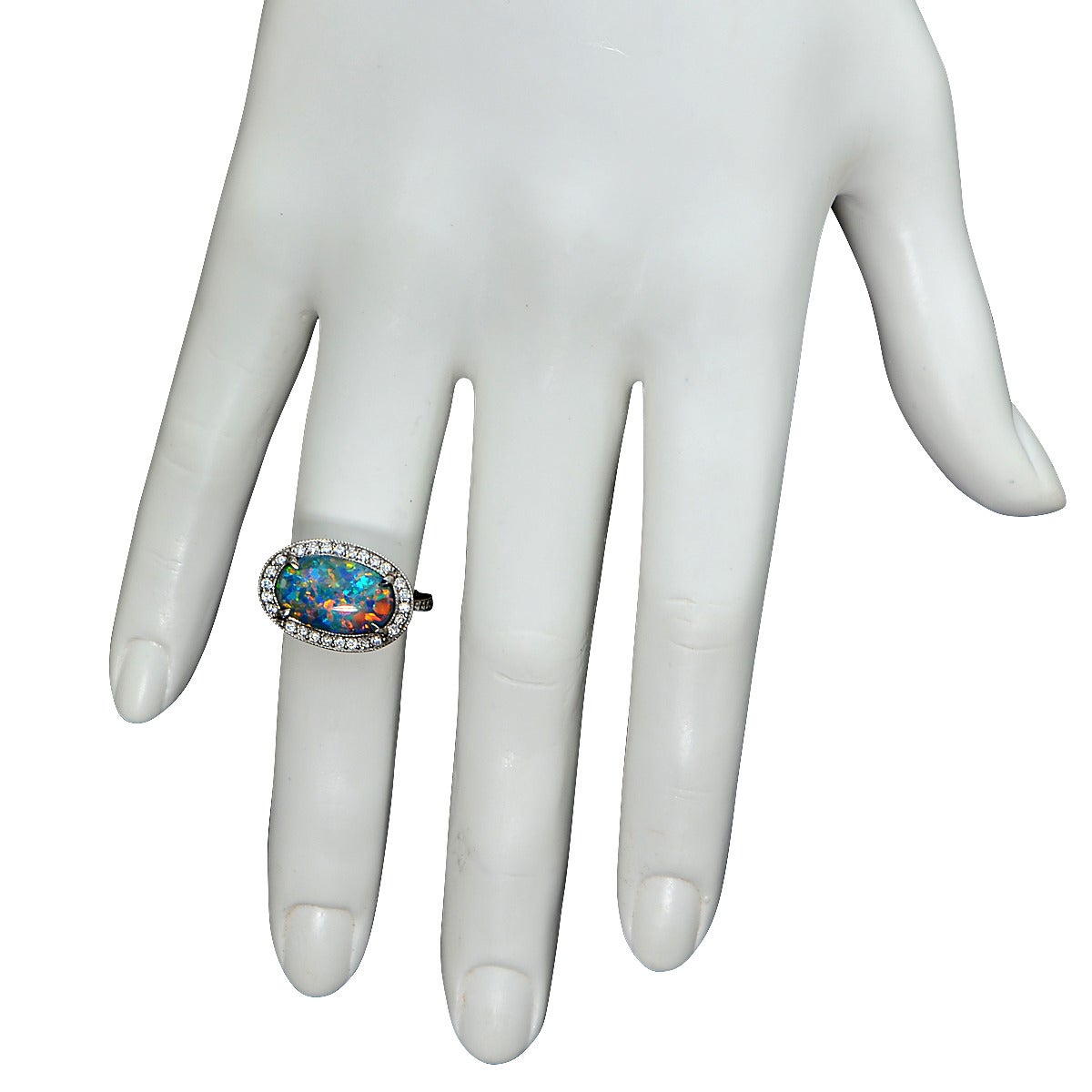 2.77 Carat Opal Diamond Platinum Ring In Excellent Condition For Sale In Miami, FL