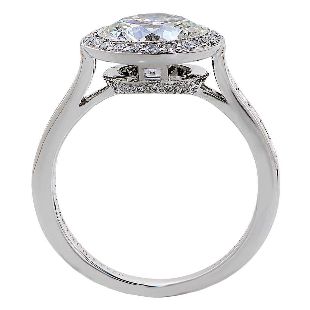 Tiffany & Co. 2.47 Carat Diamond Platinum Engagement Ring In Excellent Condition In Miami, FL