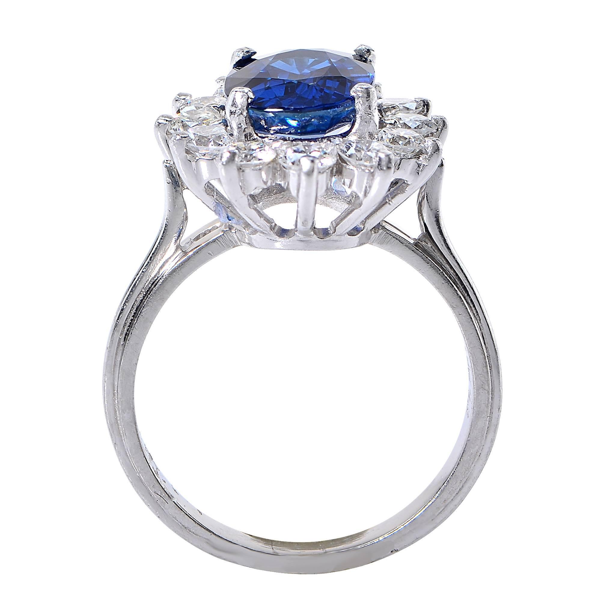 3.26 Carat Sapphire and Diamond Platinum Ring In New Condition In Miami, FL