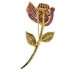 Invisibly Set 13.80 Carats Rubies Diamond Gold Rose Brooch