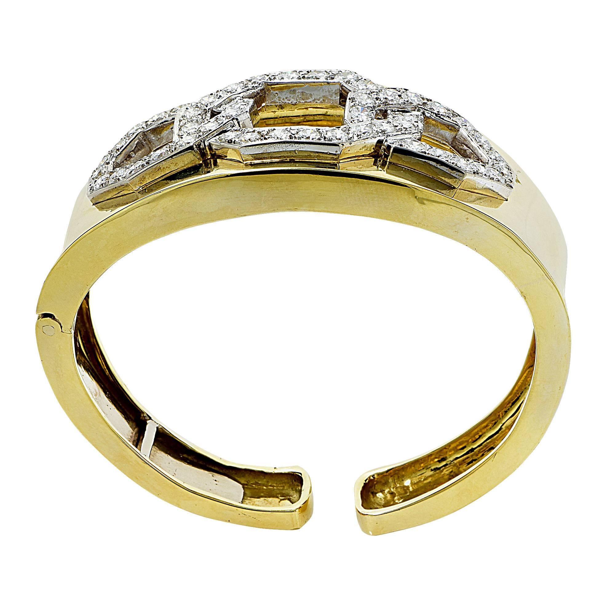 Diamond Gold Bangle Bracelet In Excellent Condition In Miami, FL