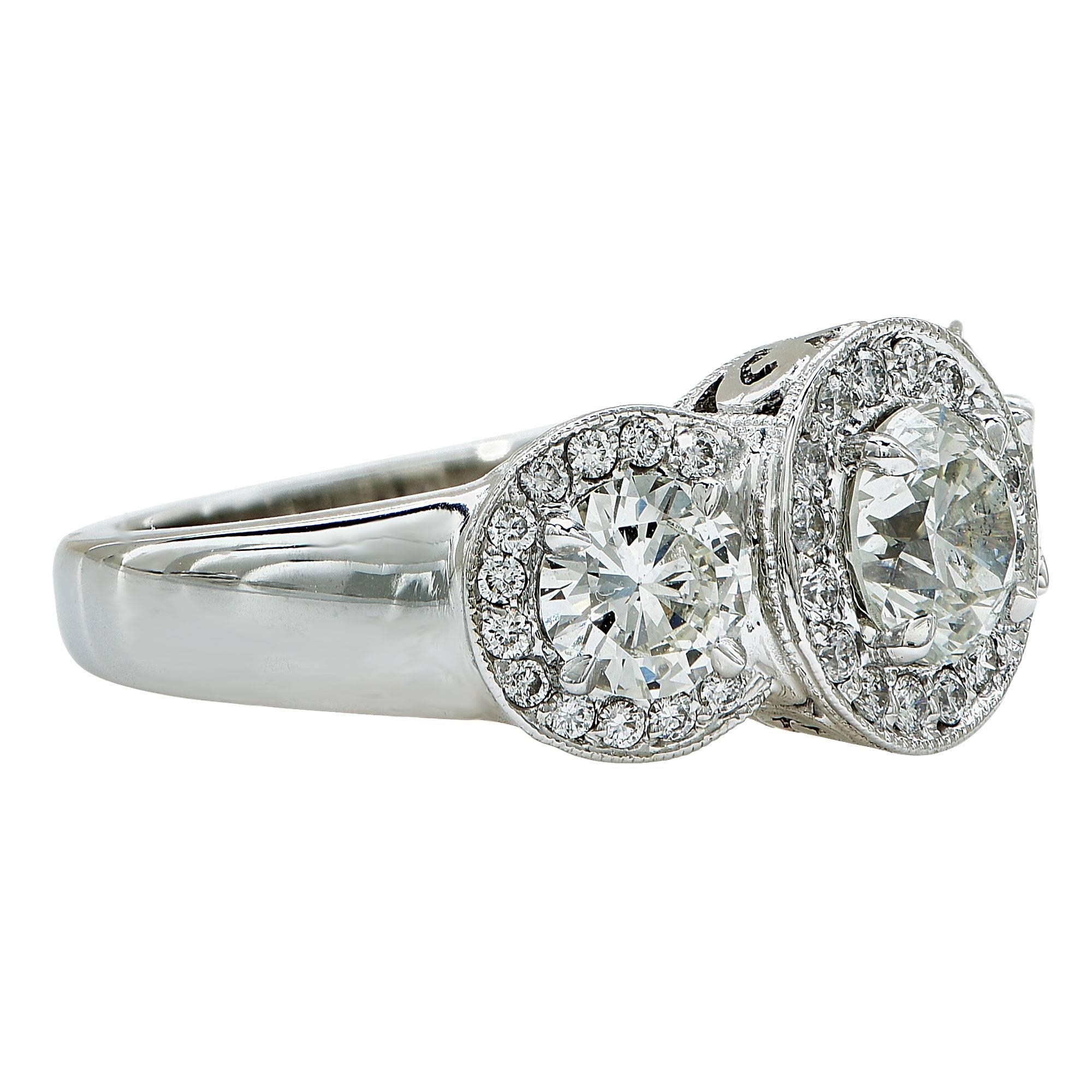 2.33 Carat Diamond Platinum Engagement Ring In Excellent Condition In Miami, FL
