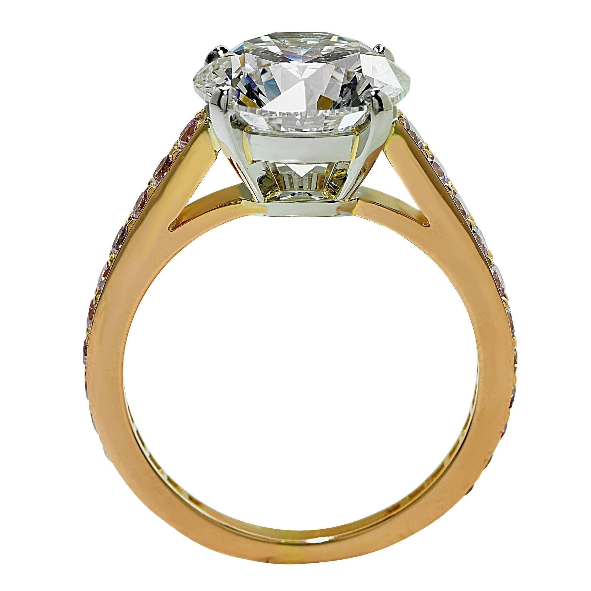 Stunning Graff GIA Cert 3.60 Carat Diamond Gold Engagement Ring In Excellent Condition In Miami, FL