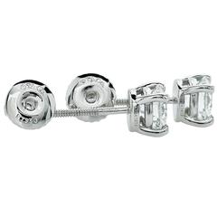 Tiffany & Co. 1.09 Carats Diamonds Stud Platinum Earrings