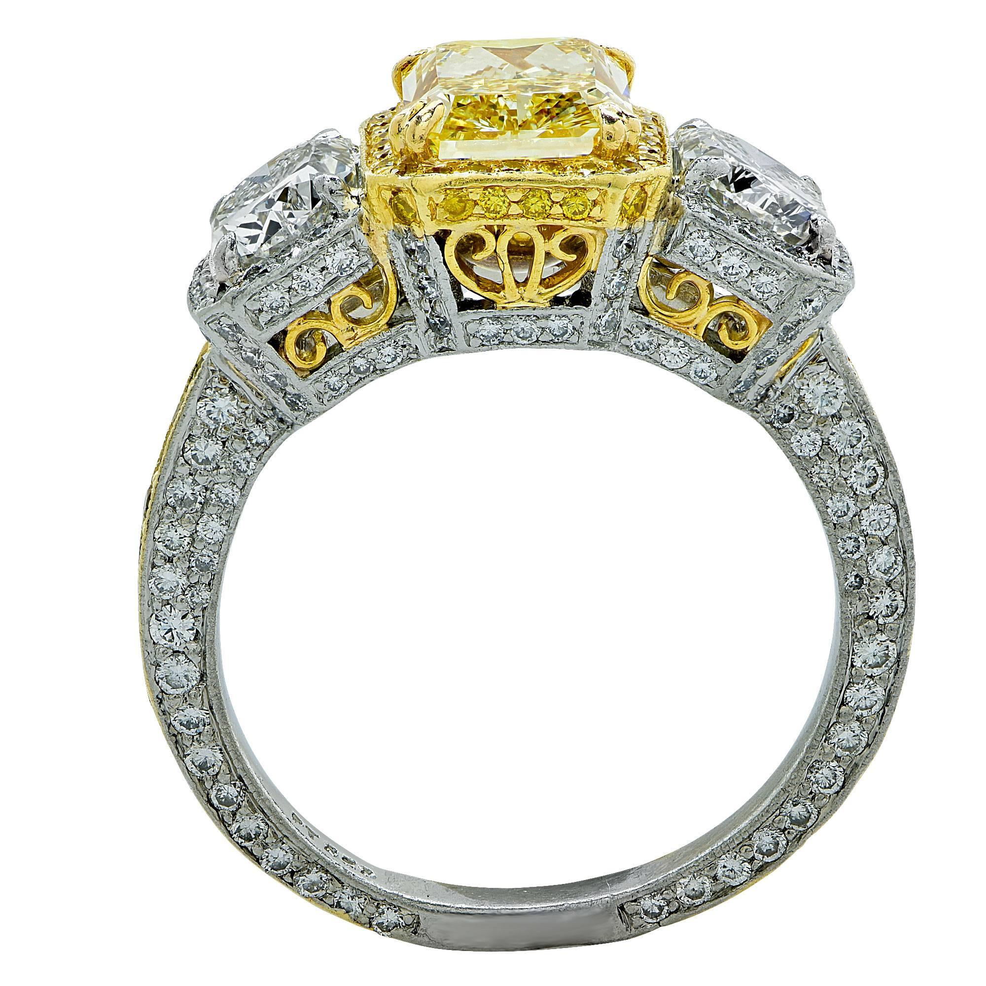 4.95 Carat Diamond Gold Platinum Engagement Ring In Excellent Condition In Miami, FL
