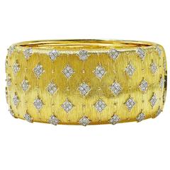 3.50 Carats Diamonds Two Color Gold Bangle Bracelet