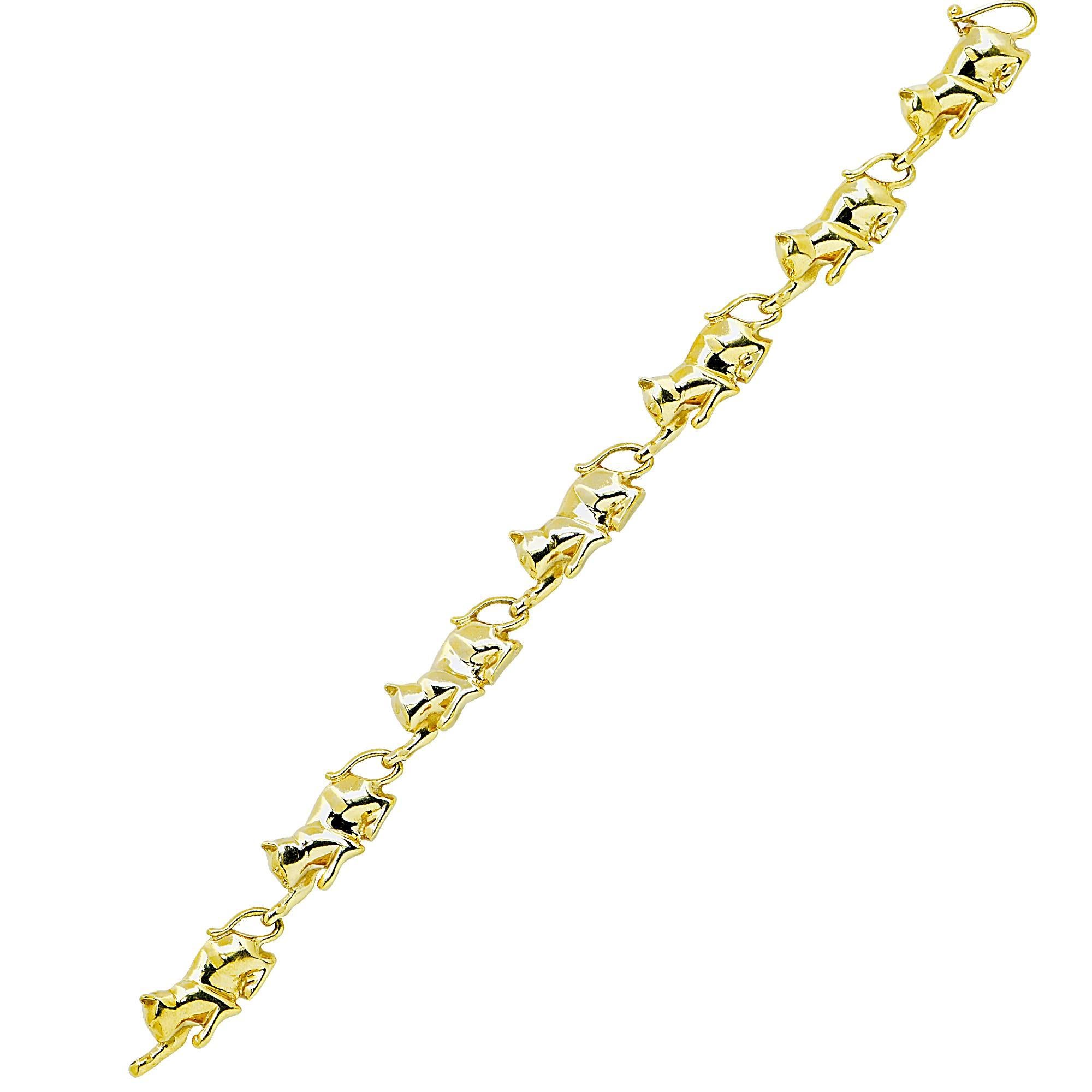 14k yellow gold cat link bracelet.

Metal weight: 19.28 grams

This yellow gold cat bracelet is accompanied by a retail appraisal performed by a GIA Graduate Gemologist.