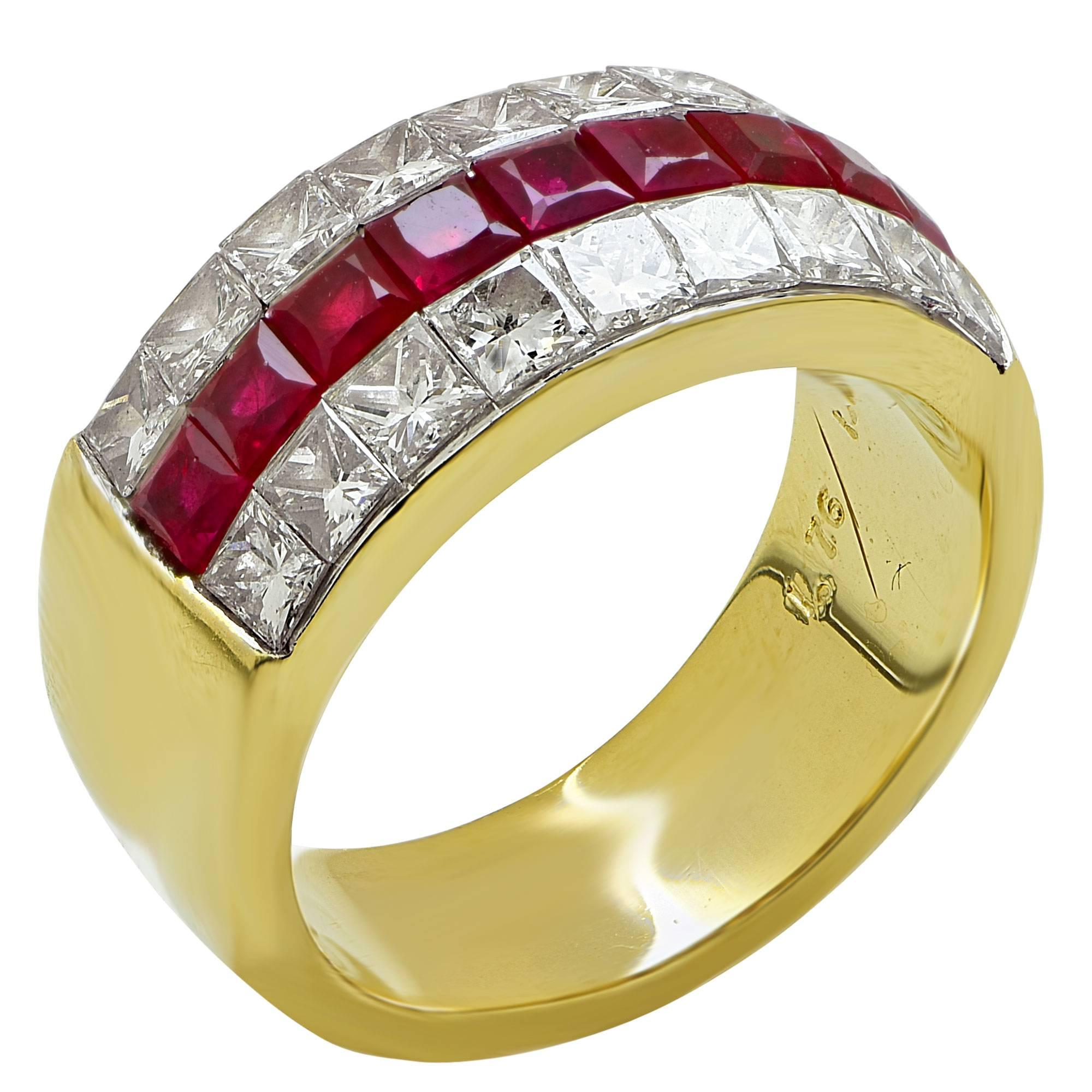Burma Ruby and Diamond Ring In Excellent Condition In Miami, FL
