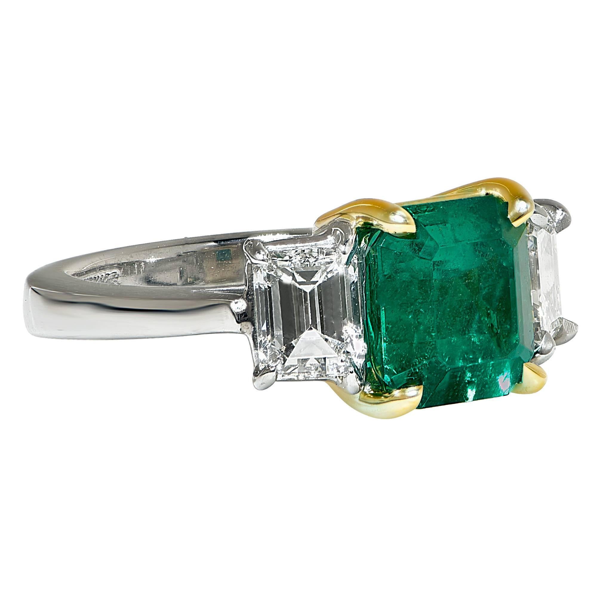 Beautiful Colombian Emerald and Diamond Three Stone Ring  In New Condition In Miami, FL