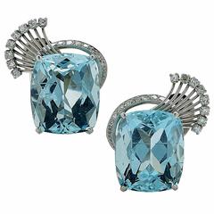 40 Carat Aquamarine and Diamond Earring