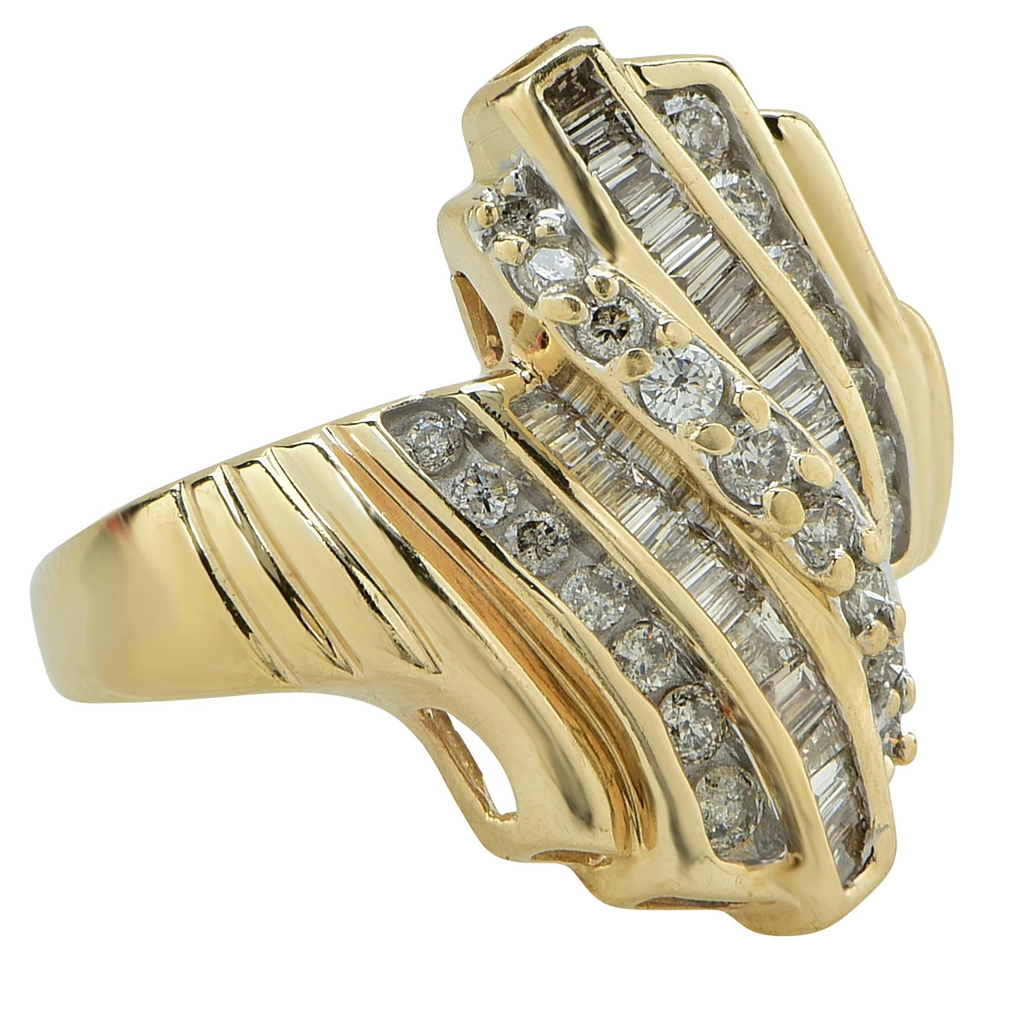 1 Carat Diamond Cluster Ring In Excellent Condition In Miami, FL