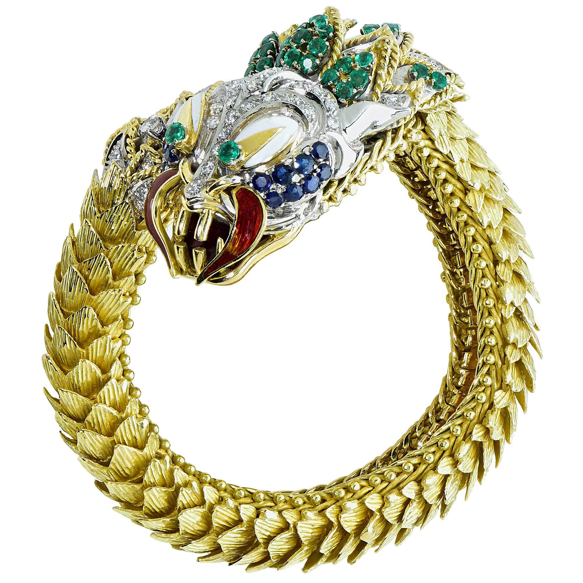 Stunning Yellow Gold Dragon Bangle In Excellent Condition In Miami, FL