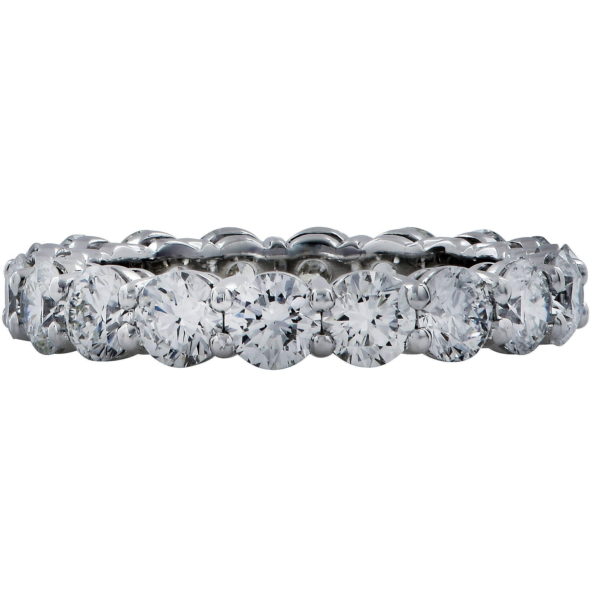 2.70 Carat Diamond Platinum Eternity Band Ring In New Condition In Miami, FL