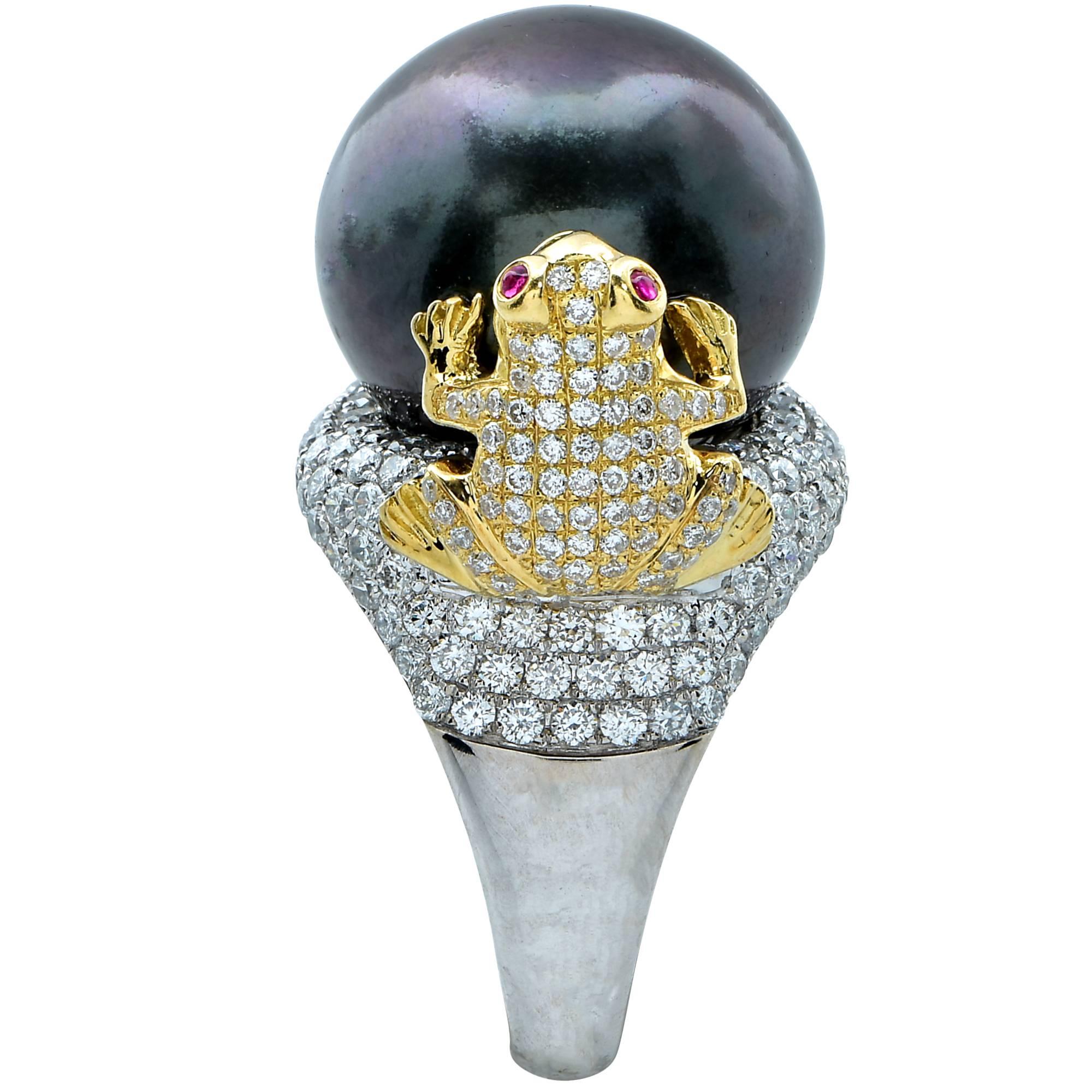 Unique Tahitian Pearl Ring with Diamond Pave Frogs 4