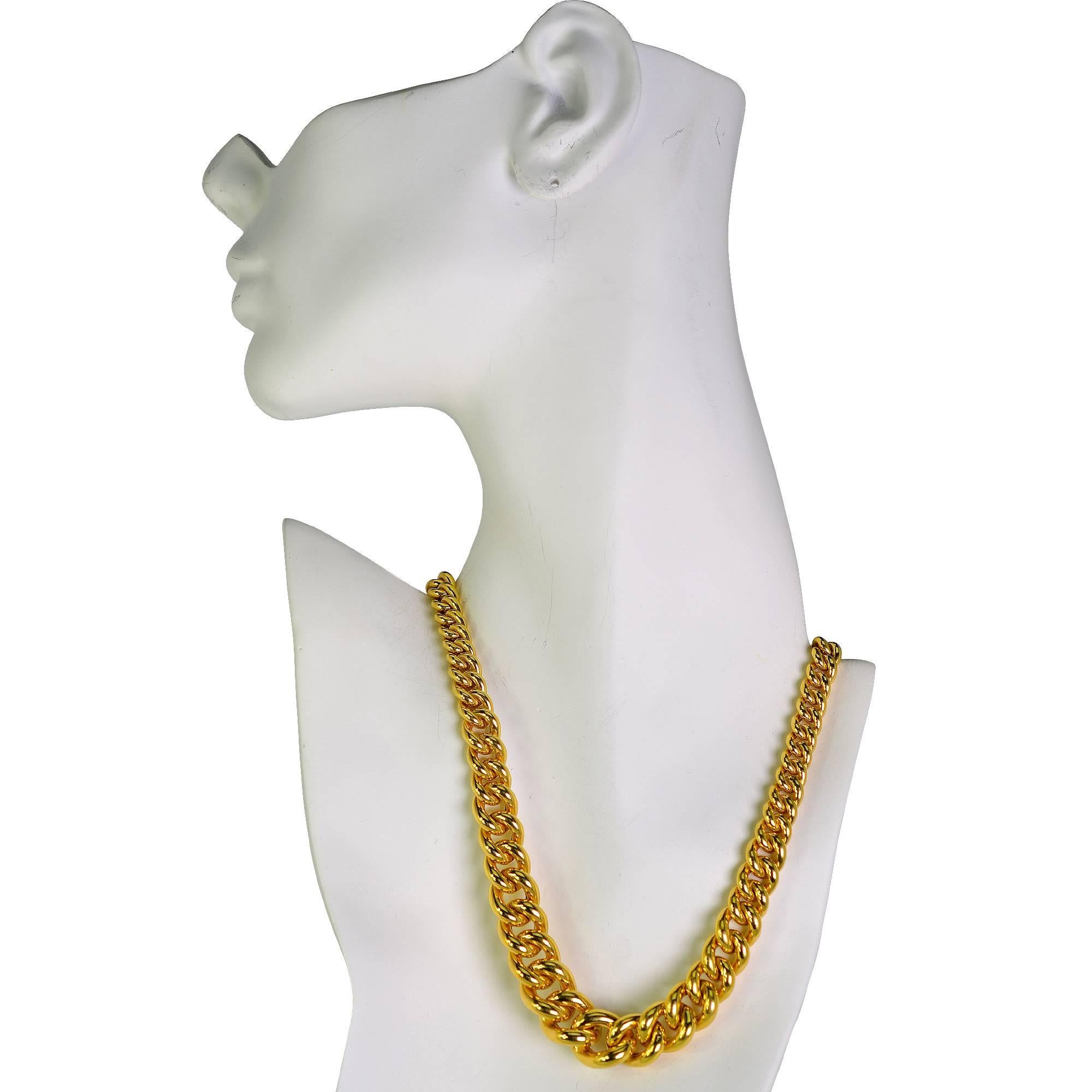Italian 14 Karat Yellow Gold Link Necklace In Excellent Condition In Miami, FL