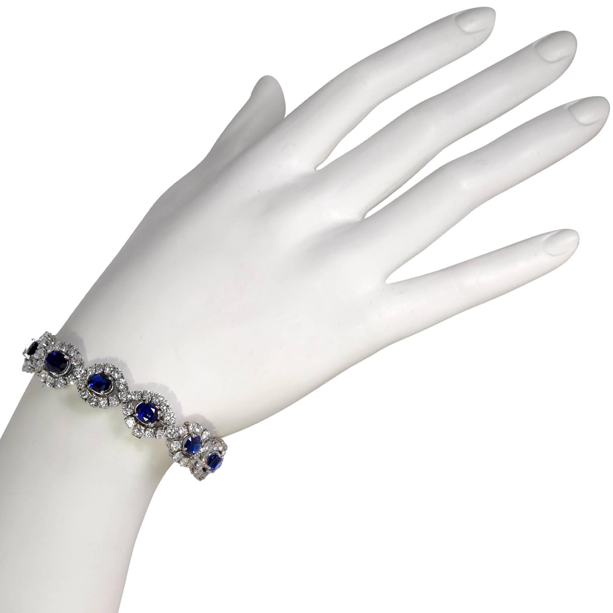 Modern 29 Carat Sapphire and Diamond Bracelet