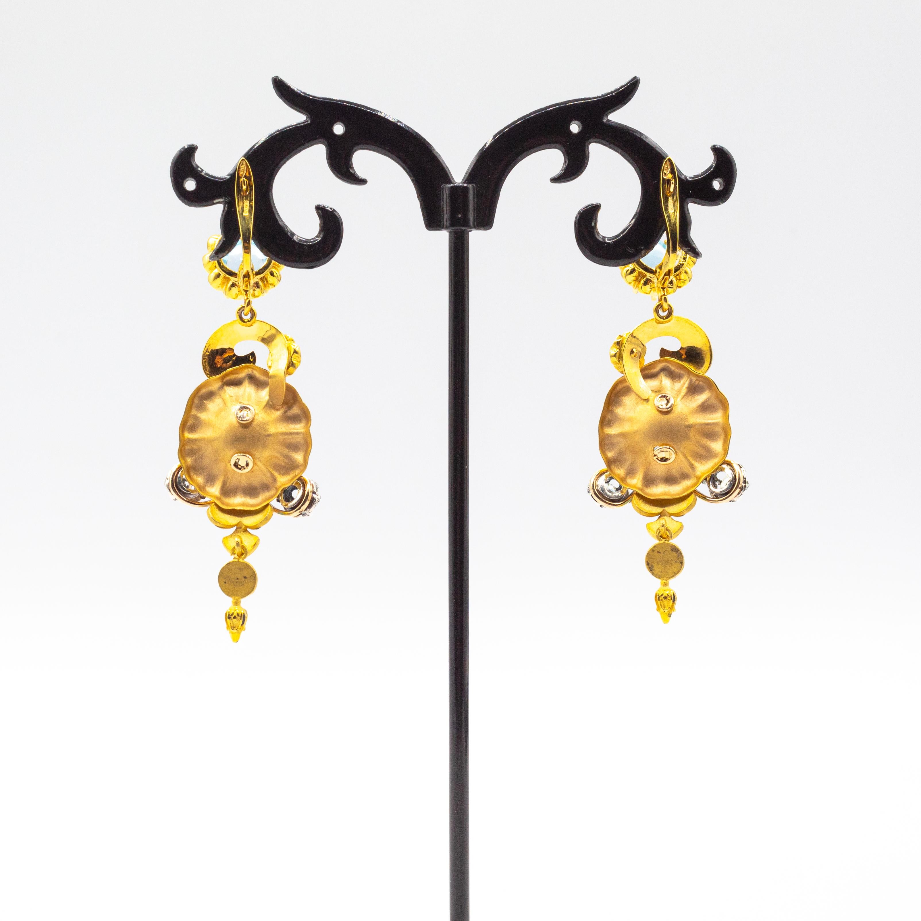 Art Nouveau Boucles d'oreilles fleurs en or jaune diamant blanc turquoise rubis topaze bleue Neuf - En vente à Naples, IT