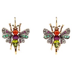 Diamante bianco Smeraldo Rubino Mediterraneo Corallo rosso Peridoto Orecchini in oro giallo