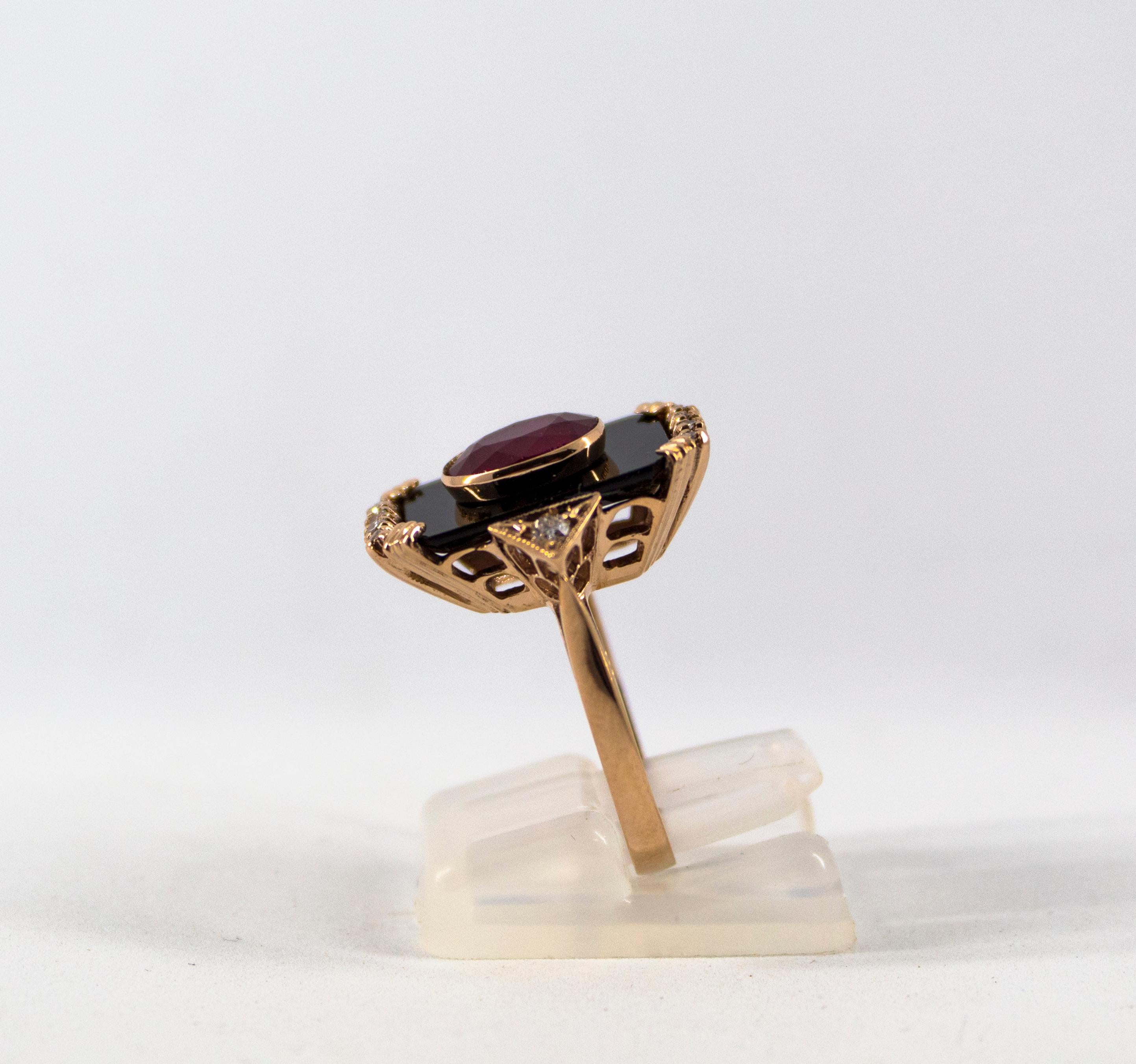 2.10 Carat Ruby Onyx 0.18 Carat White Diamond Yellow Gold Cocktail Ring 1