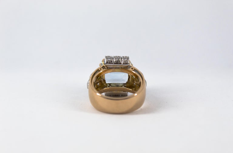 Art Deco Style 7.18 Carat Aquamarine 0.94 Carat Diamond Yellow Gold Ring For Sale 6
