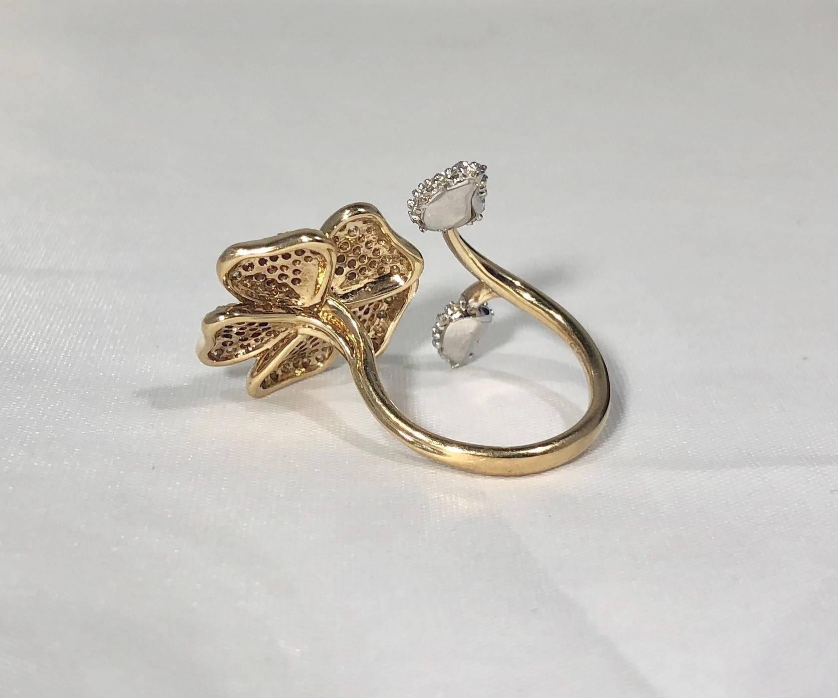 Brent Kehrle Custom 14 kt 2 tone 1.20 carat fancy Round Diamond Cocktail Ring For Sale 5