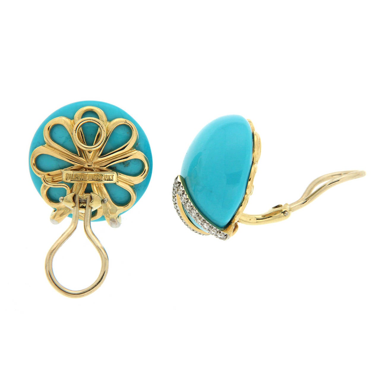 These very stylish Valentin Magro earrings are made in 18kt yellow gold they feature round turquoise measuring 19x19mm and 0.50 carat total weight of round brilliant diamonds which are selected with the finest quality (D.E.F color and VVS clarity),