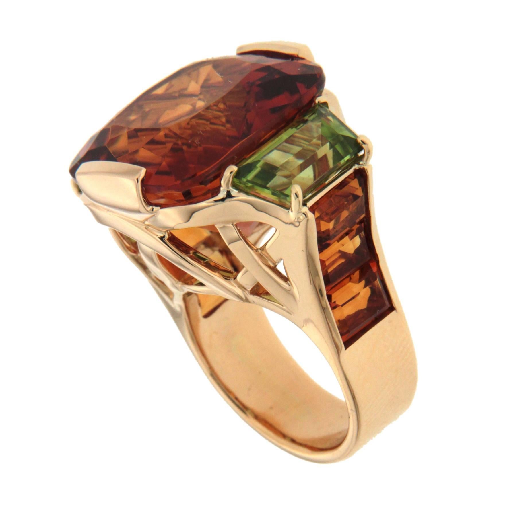 Valentin Magro Cushion Citrine Peridot Gold Ring In New Condition In New York, NY