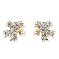 Valentin Magro Twisted Ribbon Pearl Diamond Gold Platinum Earrings 2