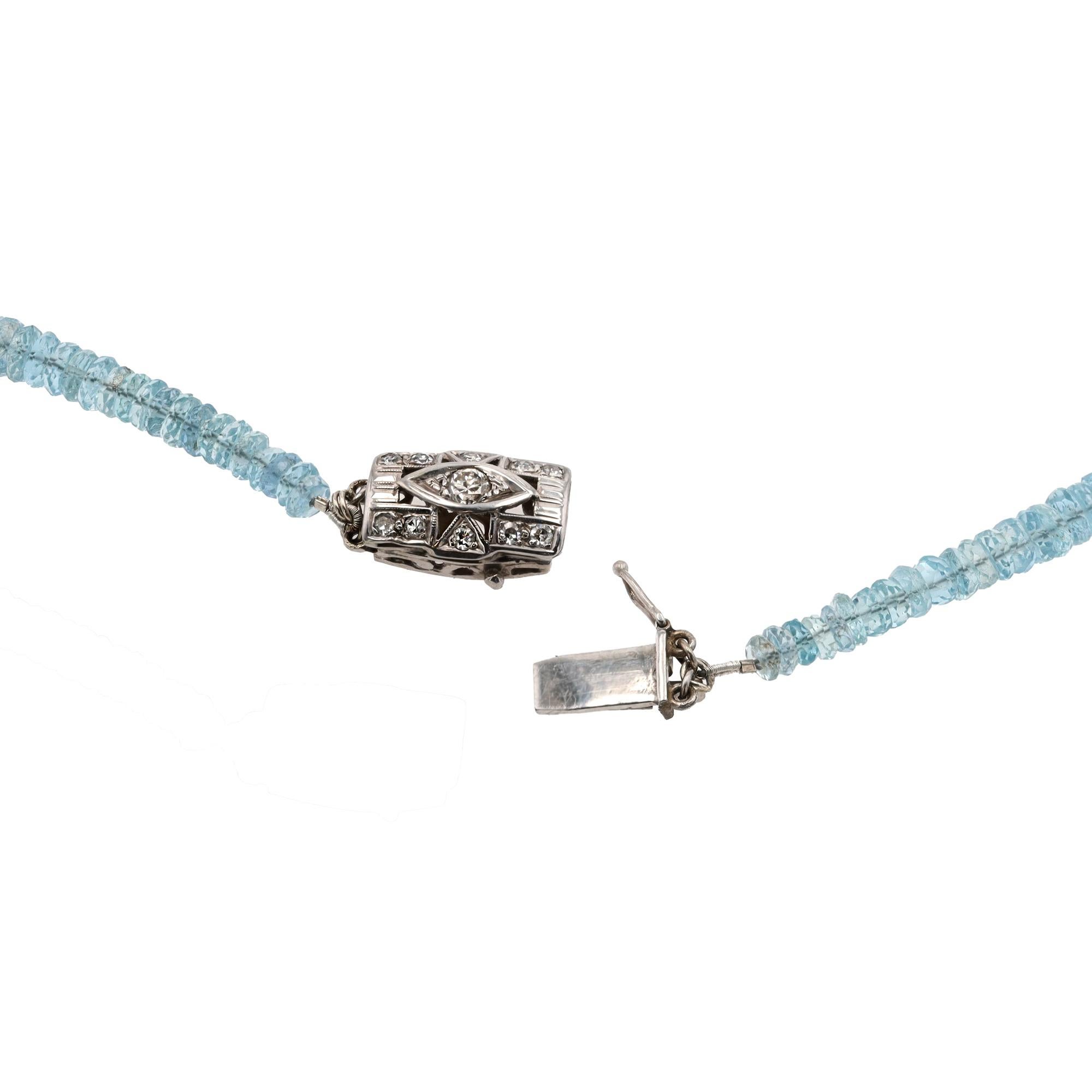 Art Deco Stil 145 Karat Aquamarin Strang Perlenkette (Art déco) im Angebot