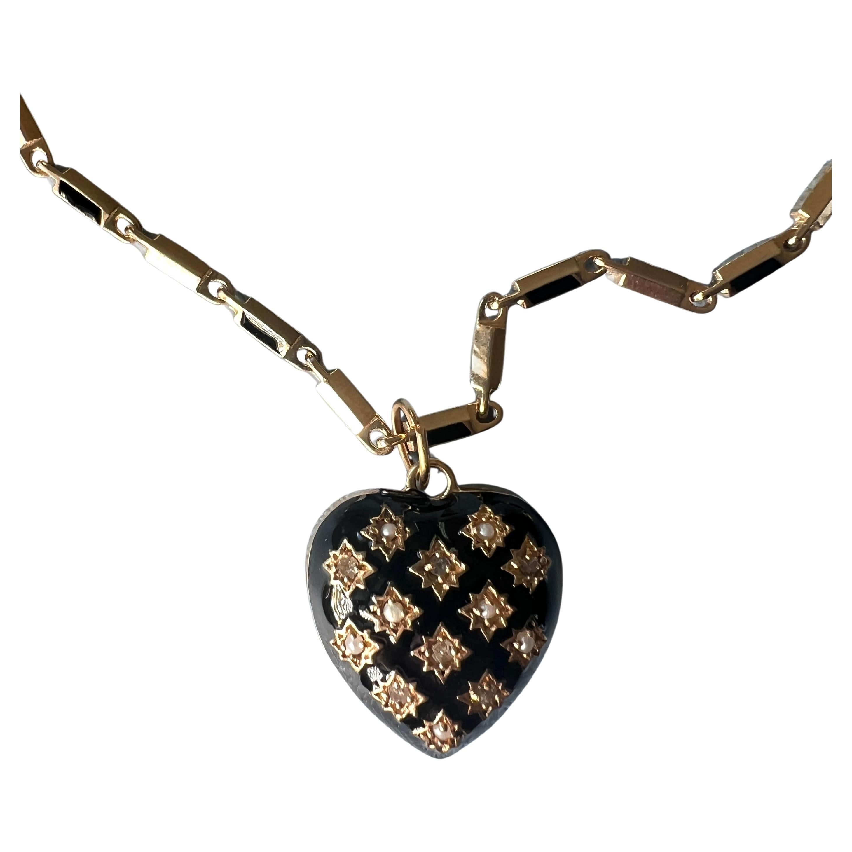 Diamante bianco Collana a catena con cuore in stile vittoriano Smalto nero