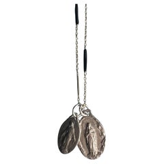 Medalla Vintage Virgen María  Collar Colgante Esmalte Negro