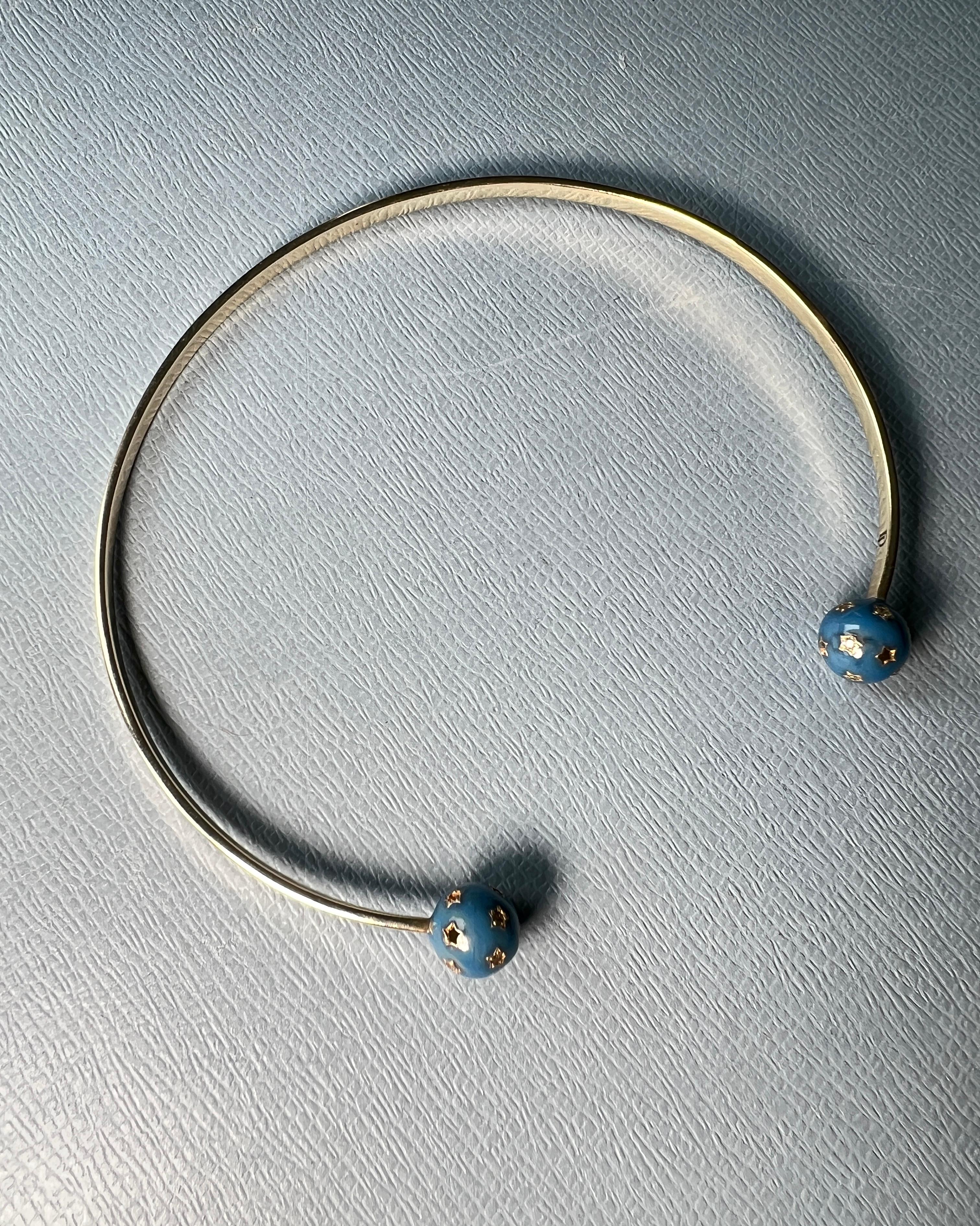 Donna Girocollo di diamanti Vittoriano Smalto Blu Sfere di Stelle Diamanti Bianchi Neri in vendita