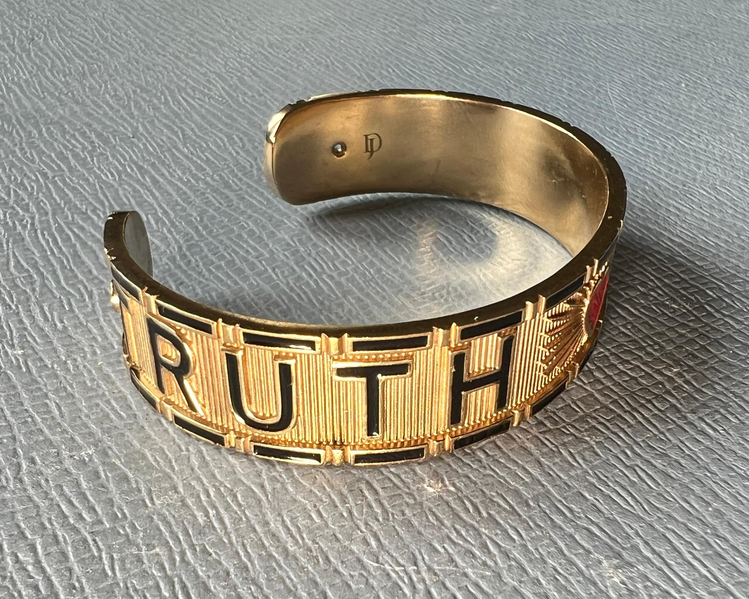 Taglio singolo Diamante Verità Fede Cuore Bracciale Smalto Nero in vendita